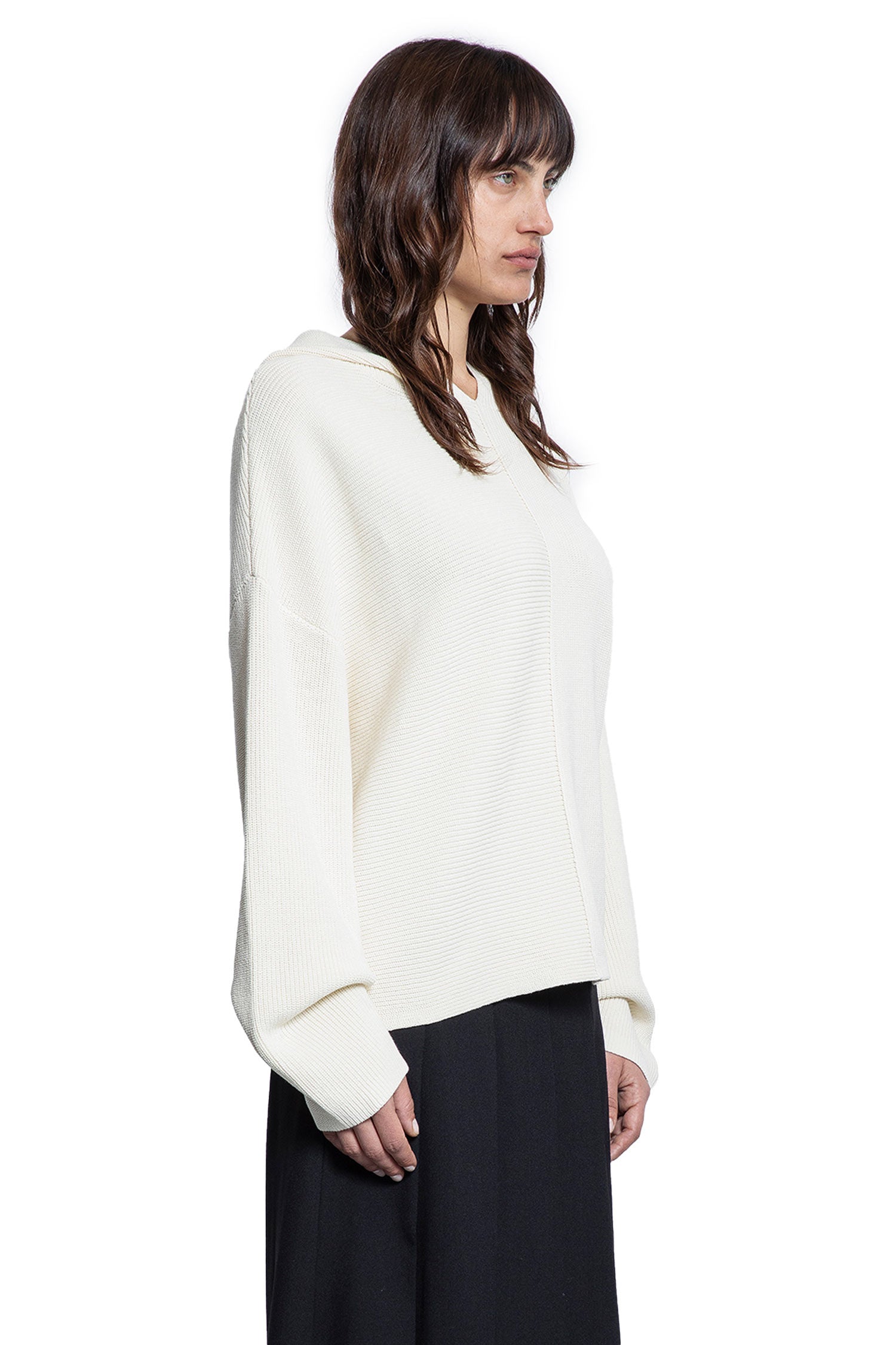 STUDIO NICHOLSON WOMAN OFF-WHITE KNITWEAR