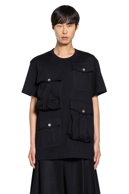 Multipockets T-shirt