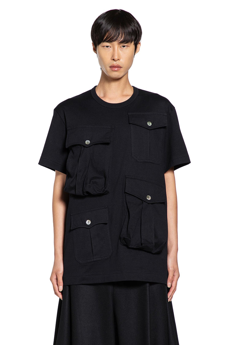 Multipockets T-shirt