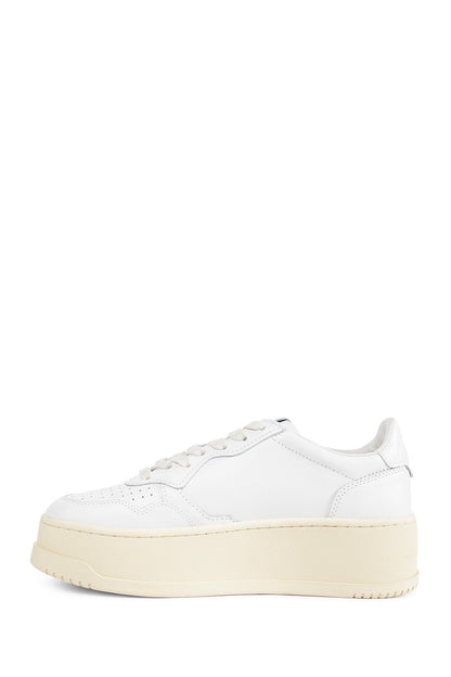 Medalist Platform Sneakers