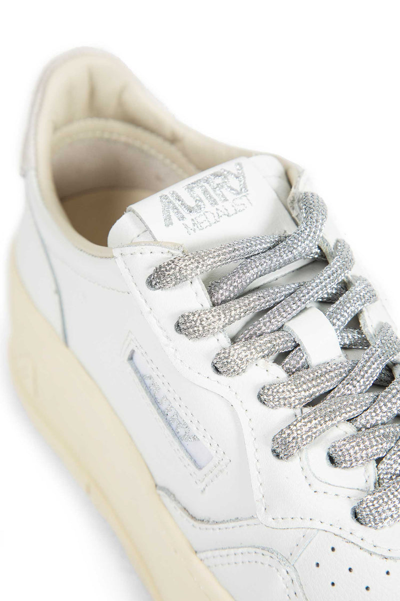 Medalist Plataform Sneakers