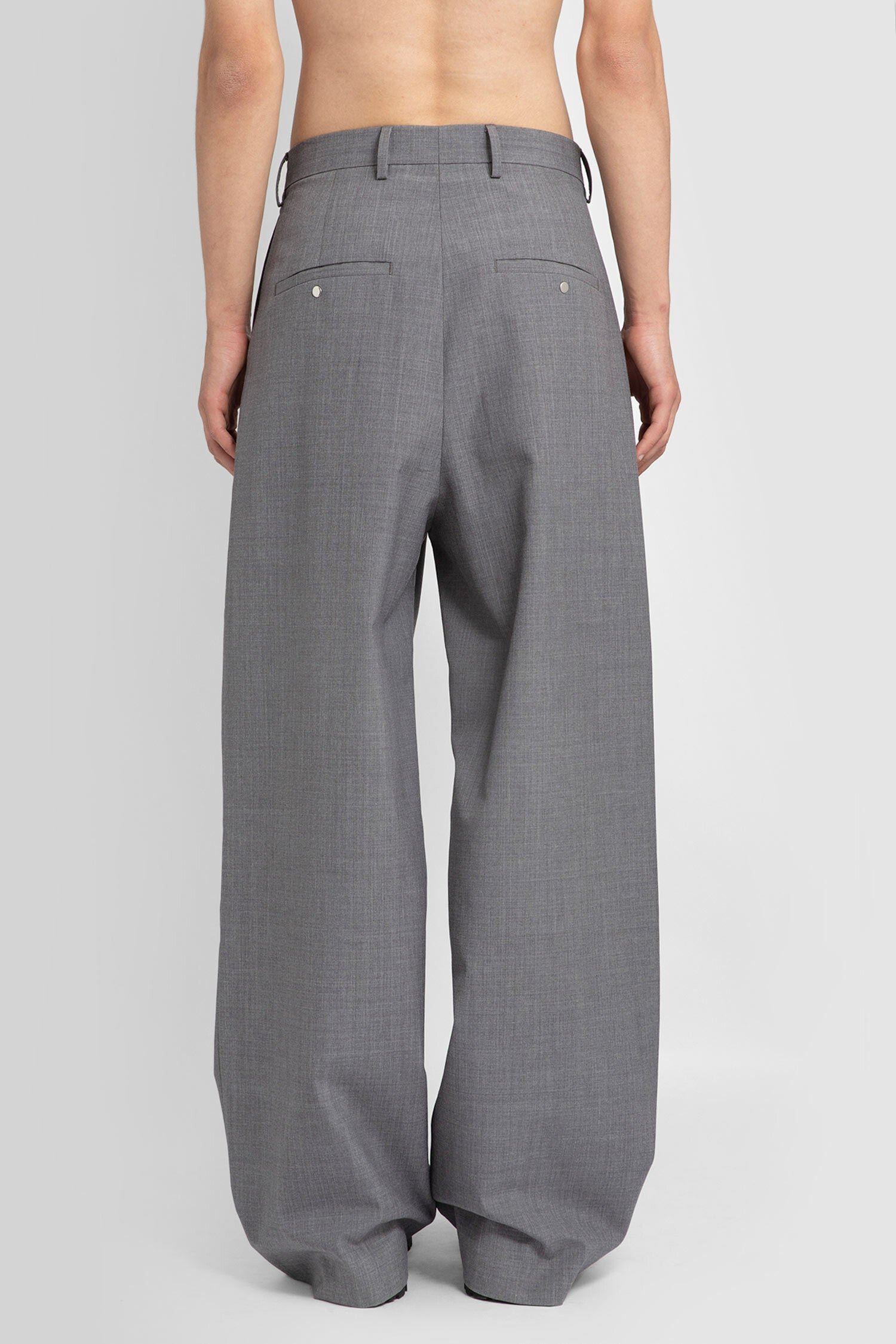 KARMUEL YOUNG MAN GREY TROUSERS