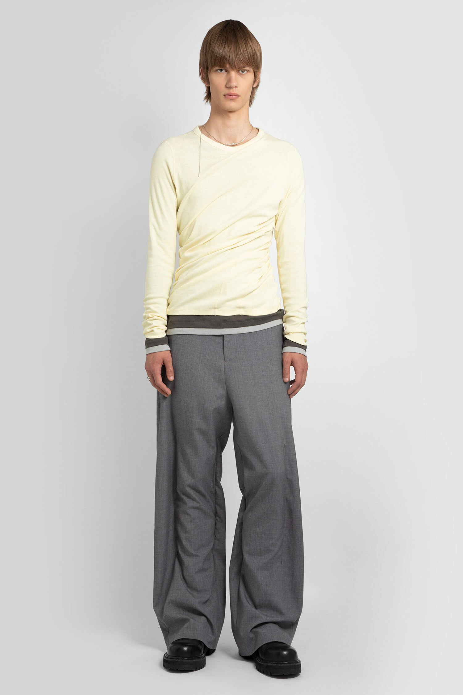 KARMUEL YOUNG MAN GREY TROUSERS