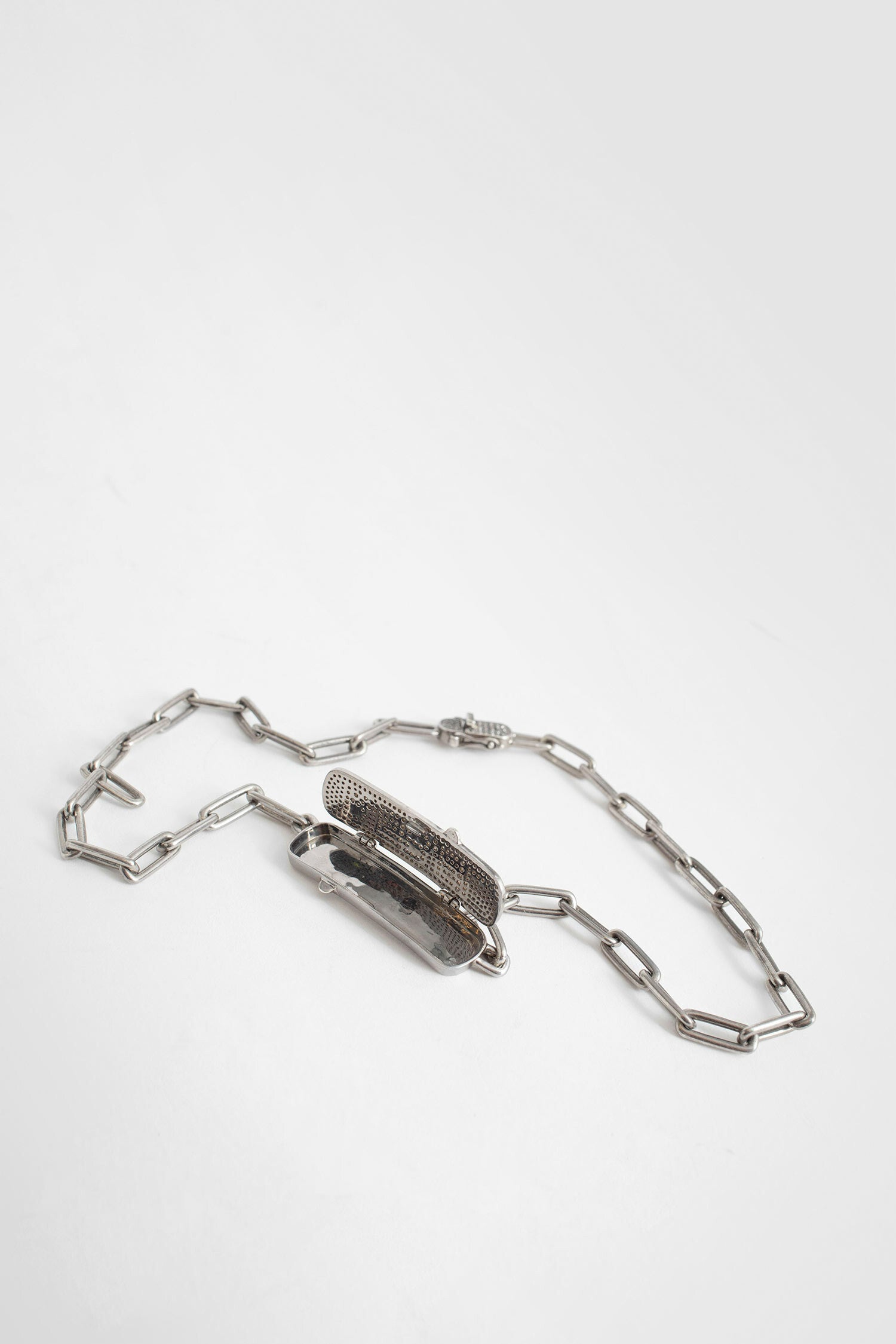 RUNA UNISEX SILVER JEWELLERY