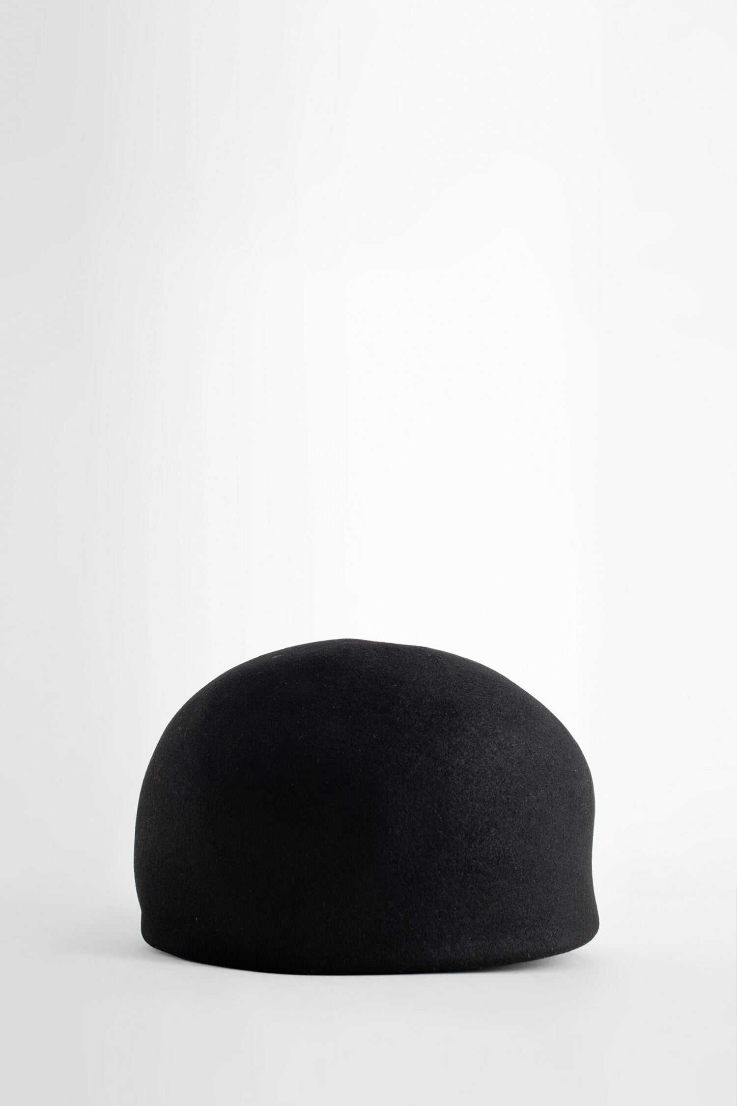HORISAKI UNISEX BLACK HATS