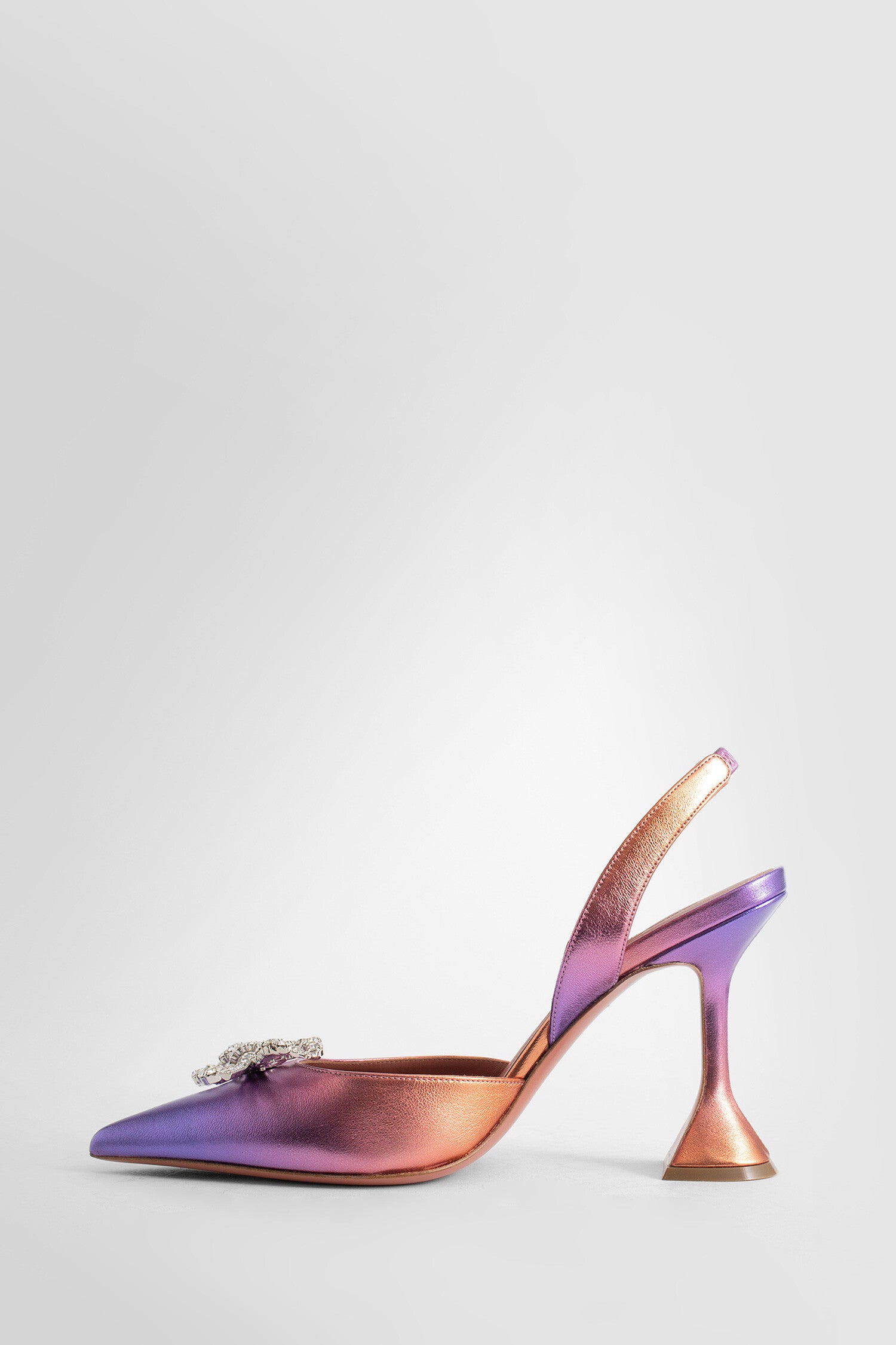 AMINA MUADDI WOMAN PURPLE PUMPS