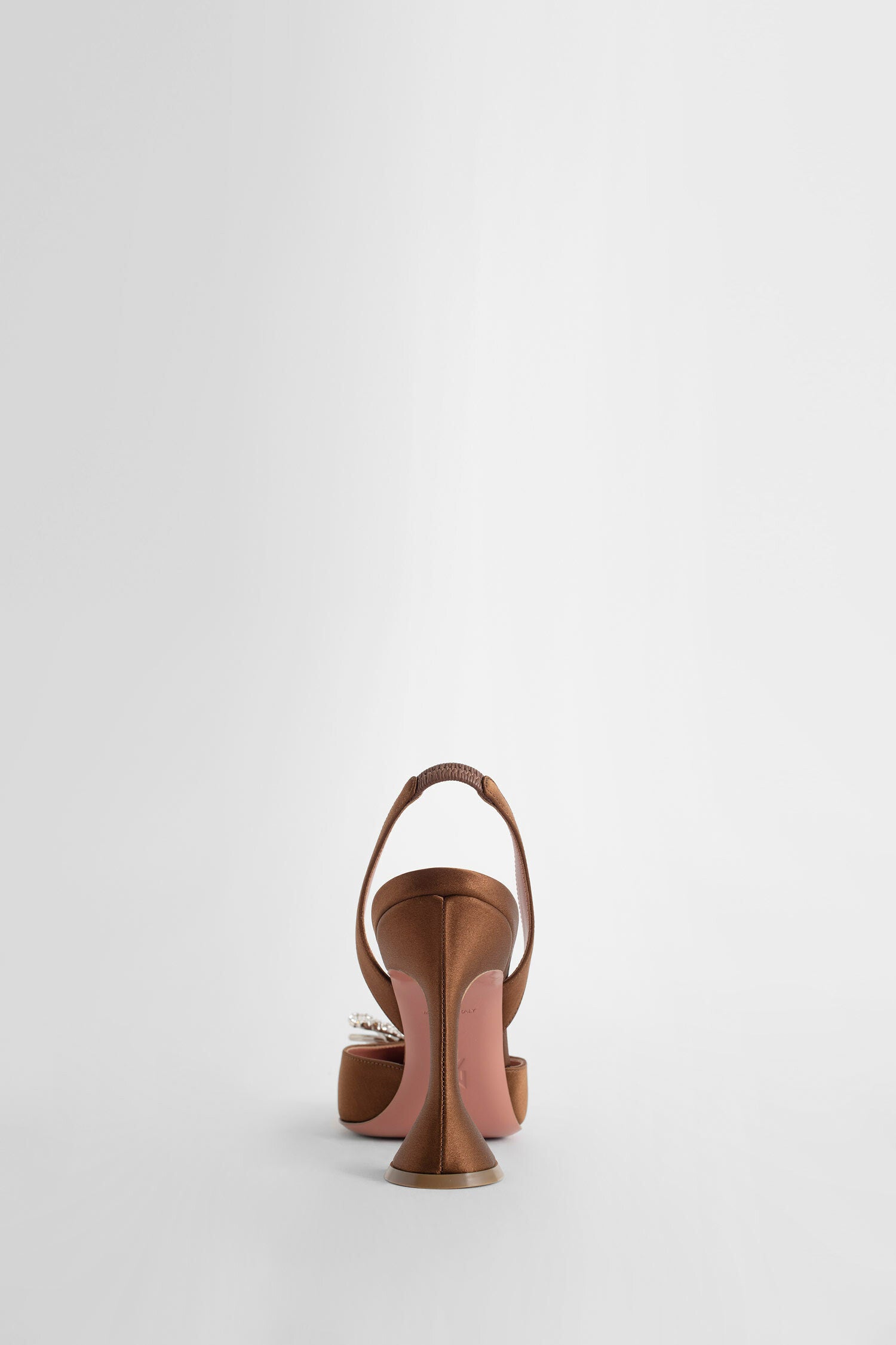 AMINA MUADDI WOMAN BROWN PUMPS