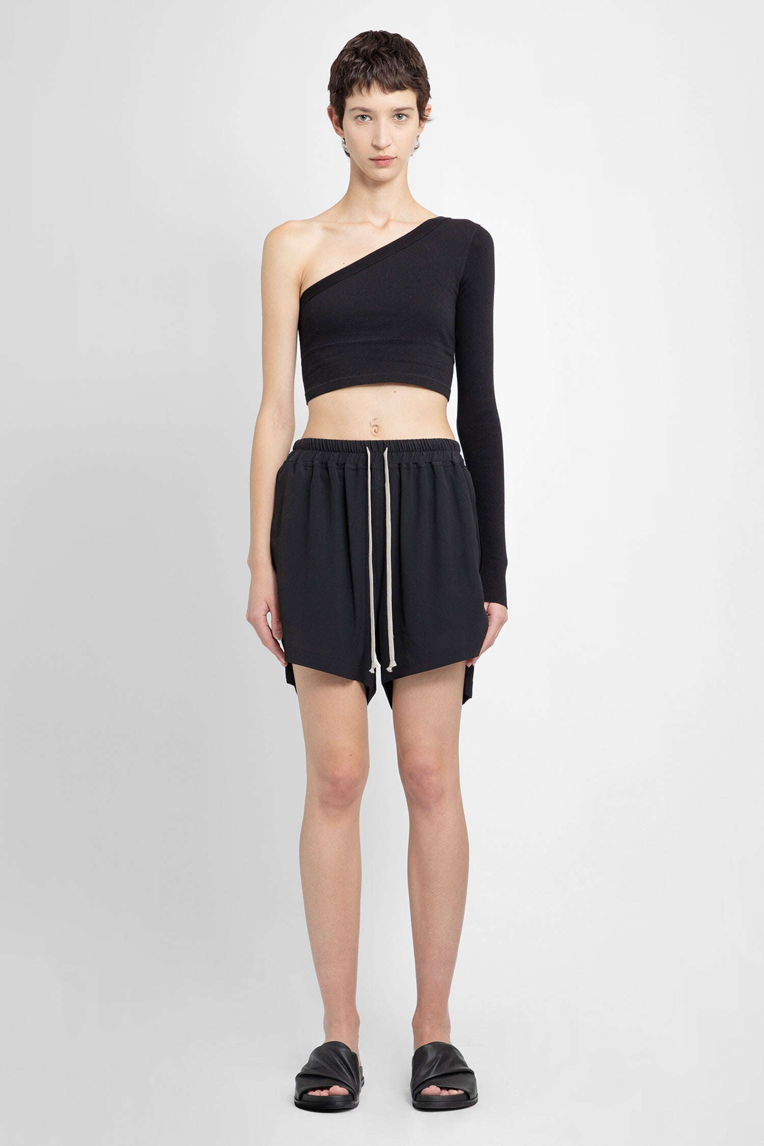 RICK OWENS WOMAN BLACK SHORTS