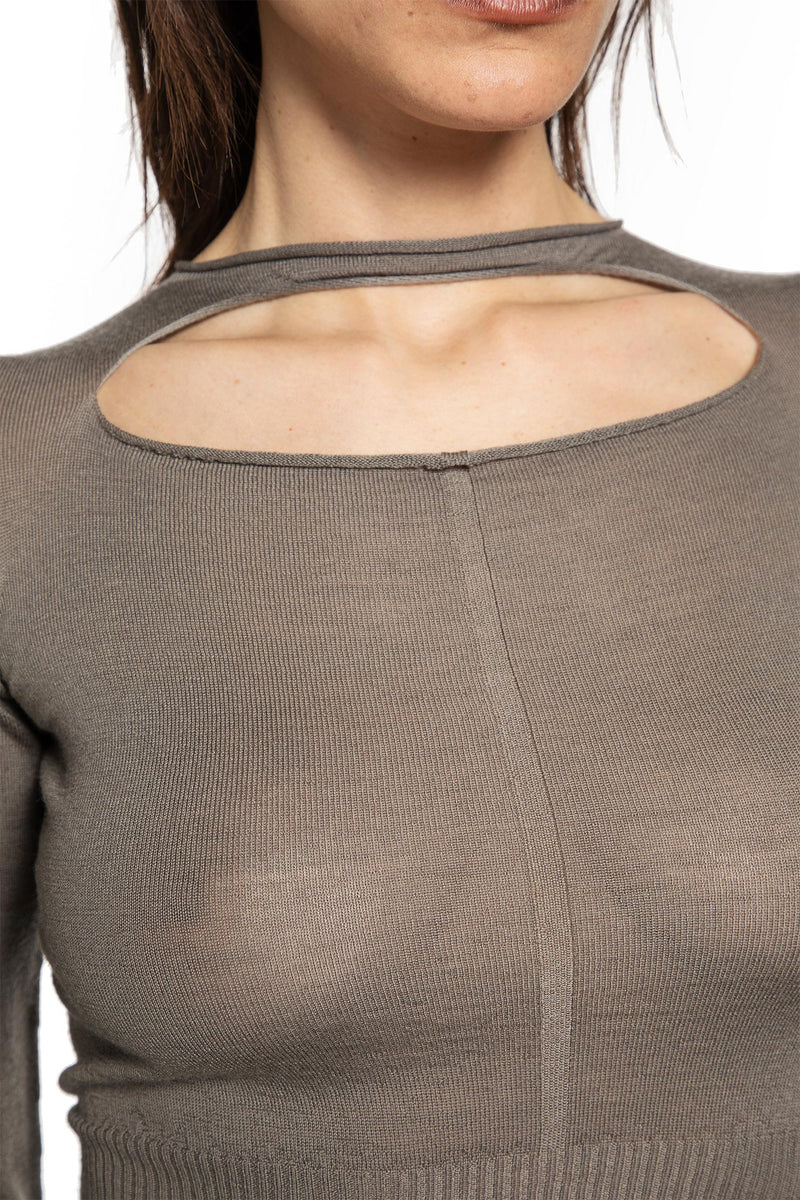 Temple Cropped Pull In Wool