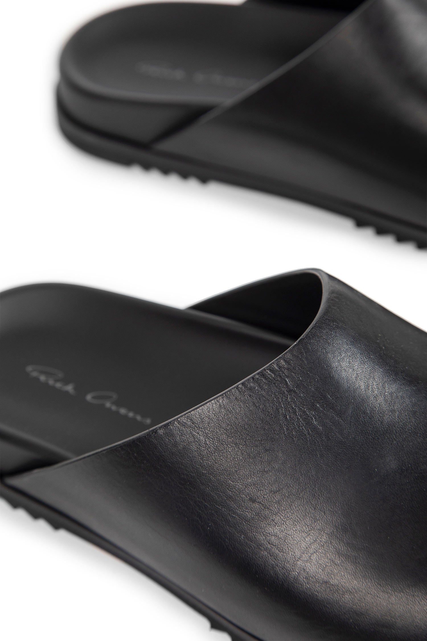 Temple Mules in Groppone Cow Leather