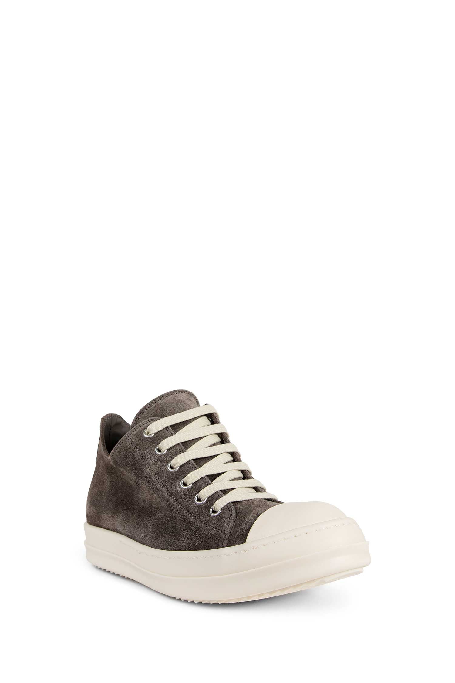 Temple Low Sneaker