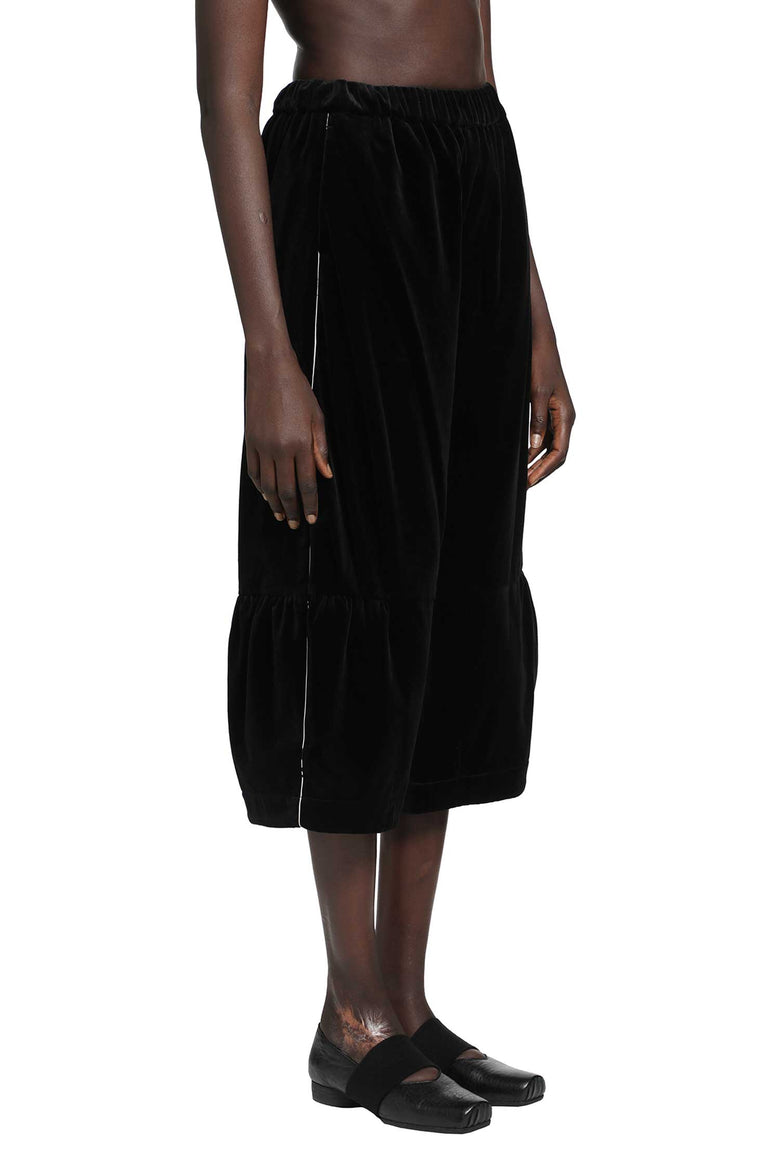 
              RENLI SU Cropped Velvet Trousers woman
            