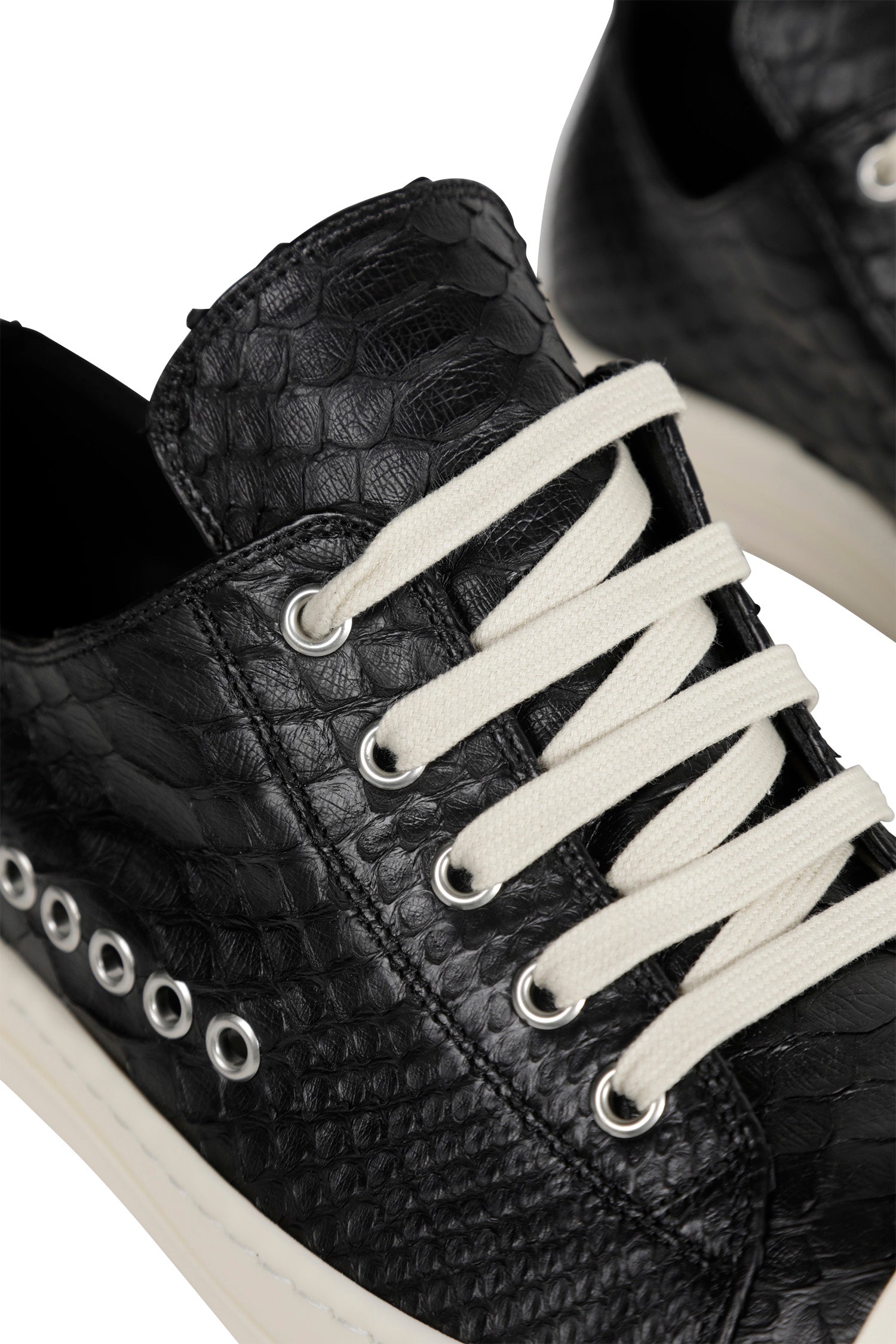 Temple Low Sneaks in Python Leather