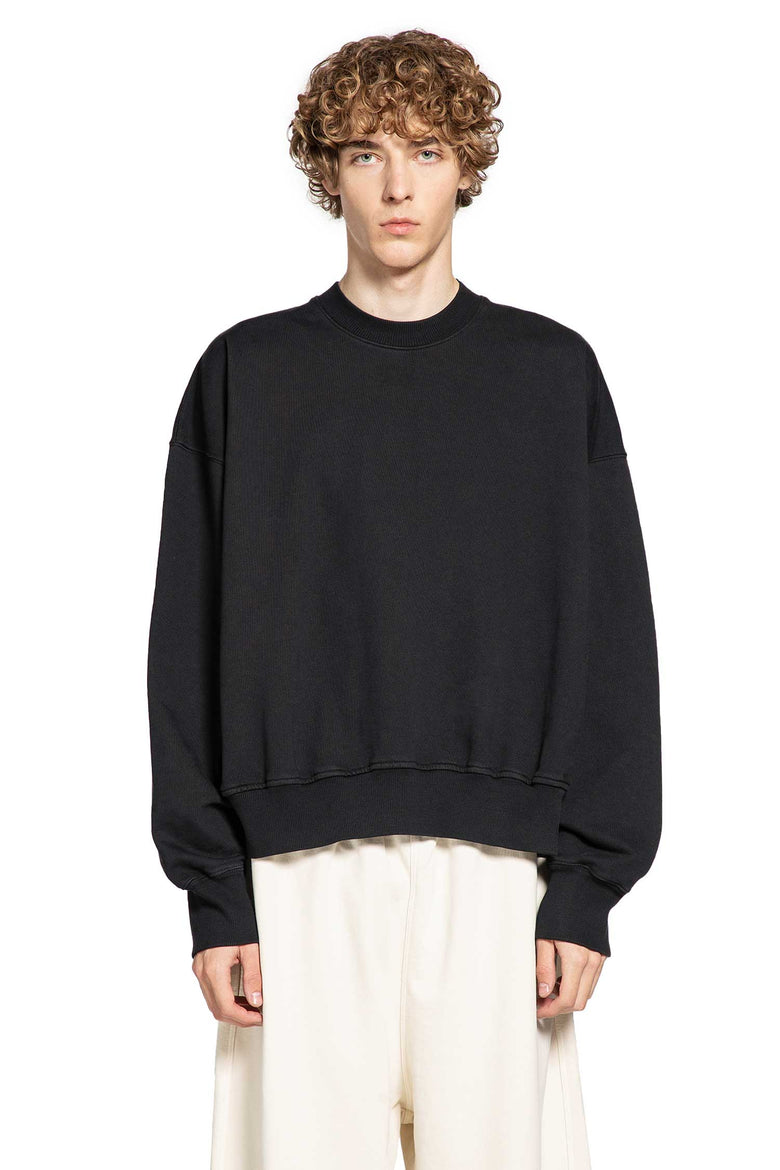 ROADLESS MAN BLACK SWEATSHIRTS