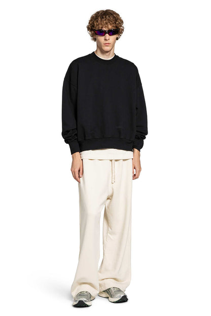ROADLESS MAN BLACK SWEATSHIRTS