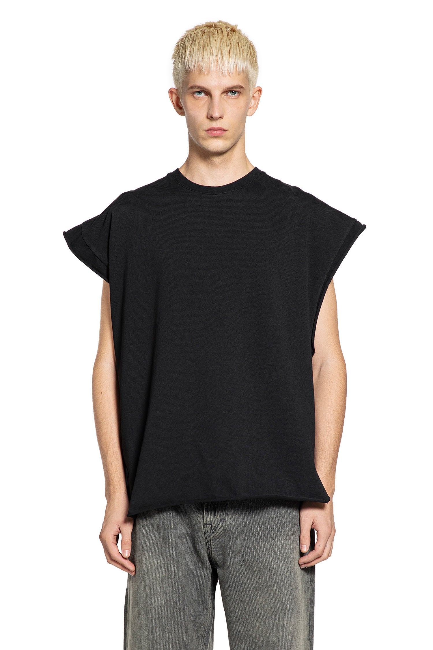 Sleeveless T-Shirt