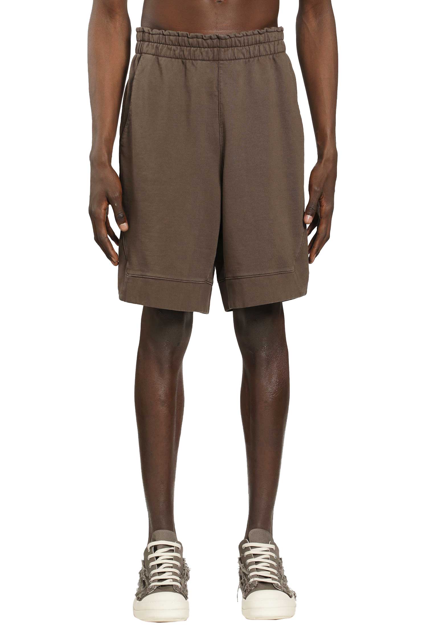 ROADLESS Basketball Shorts man