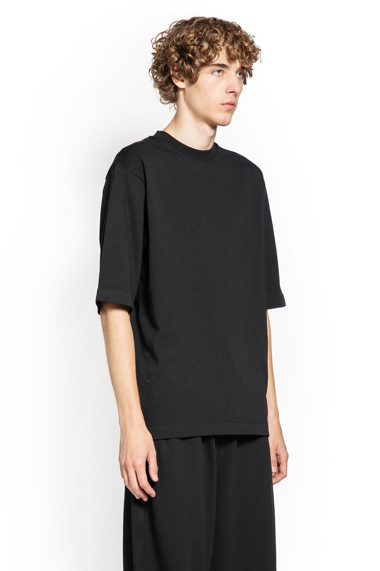 ROADLESS MAN BLACK SHIRTS