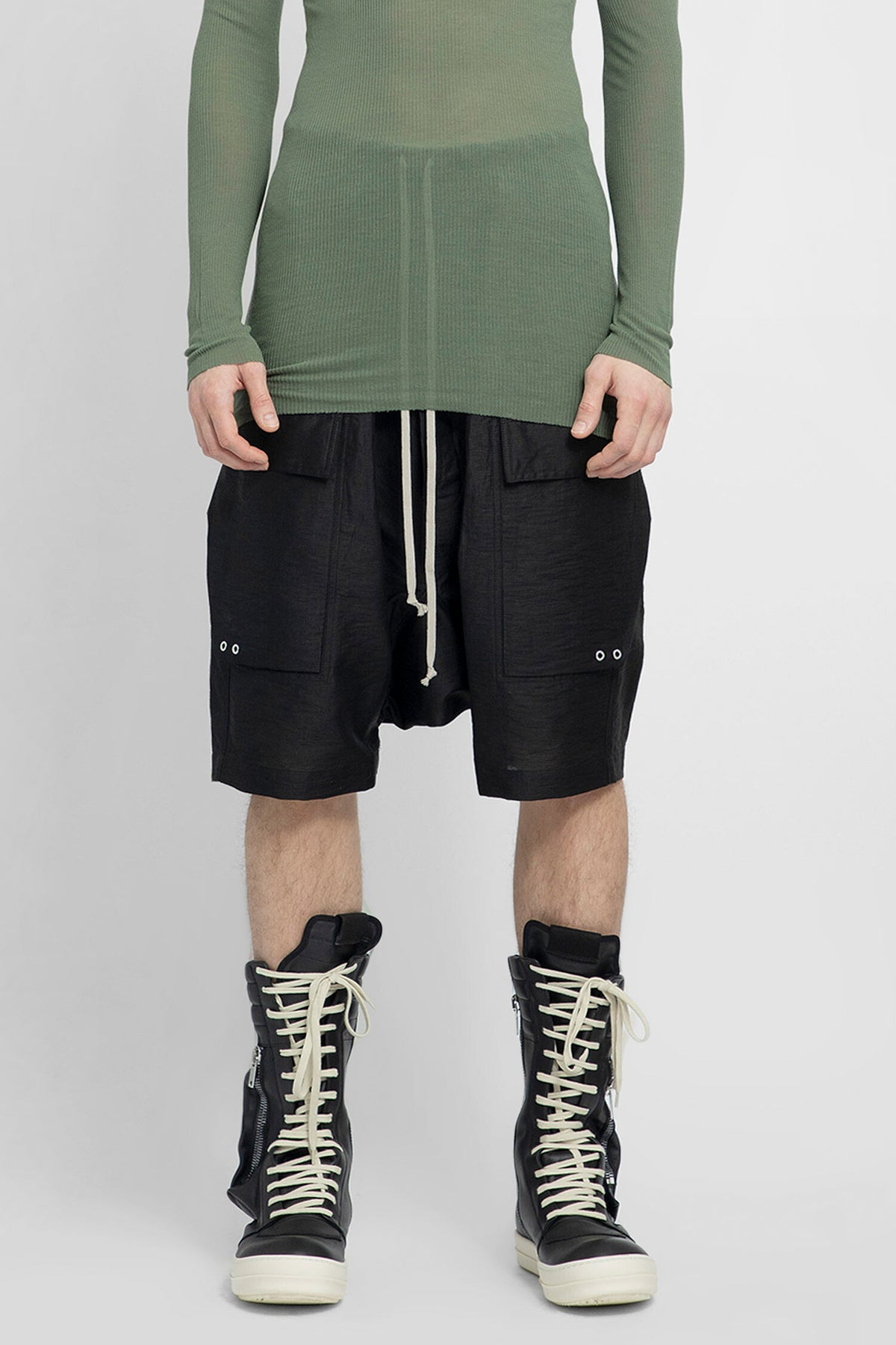 RICK OWENS RICK OWENS SHORTS BLACK WOMAN man