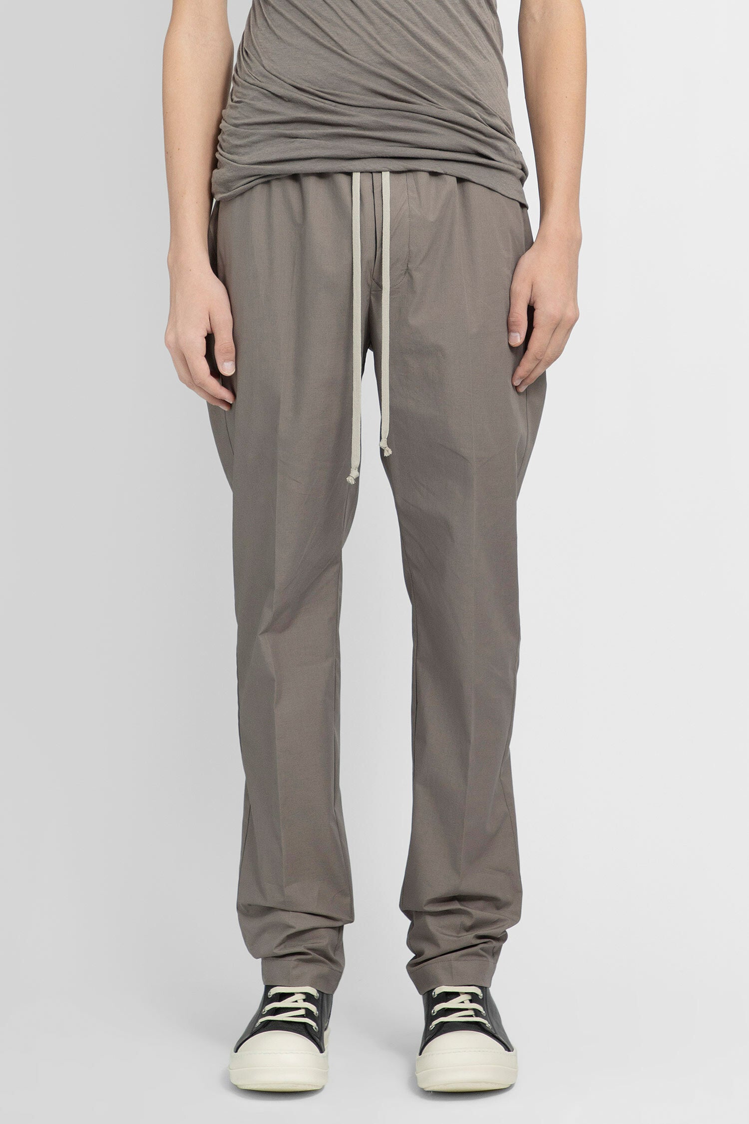 RICK OWENS MAN GREY TROUSERS