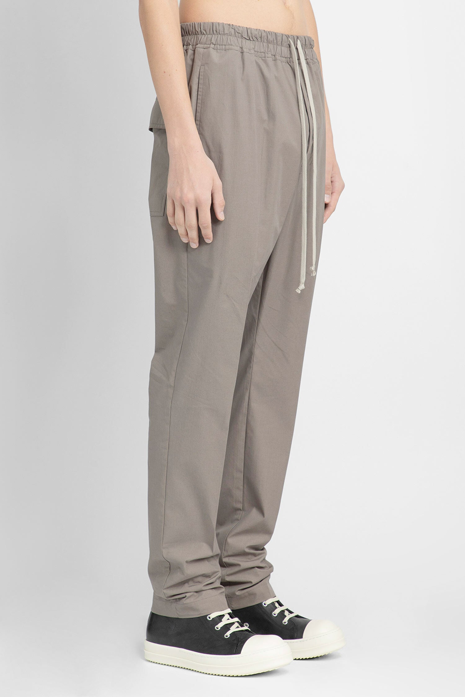 RICK OWENS MAN GREY TROUSERS