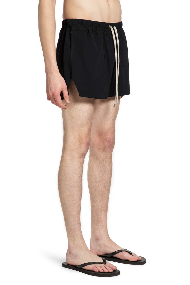 Temple Boxer Swimmers