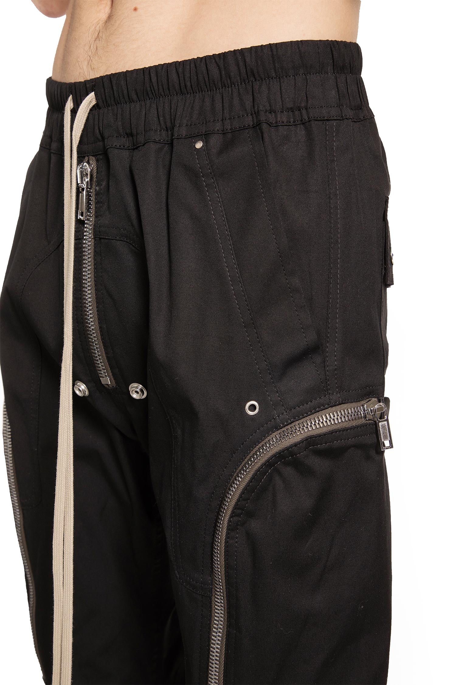 Temple Bauhaus Cargo