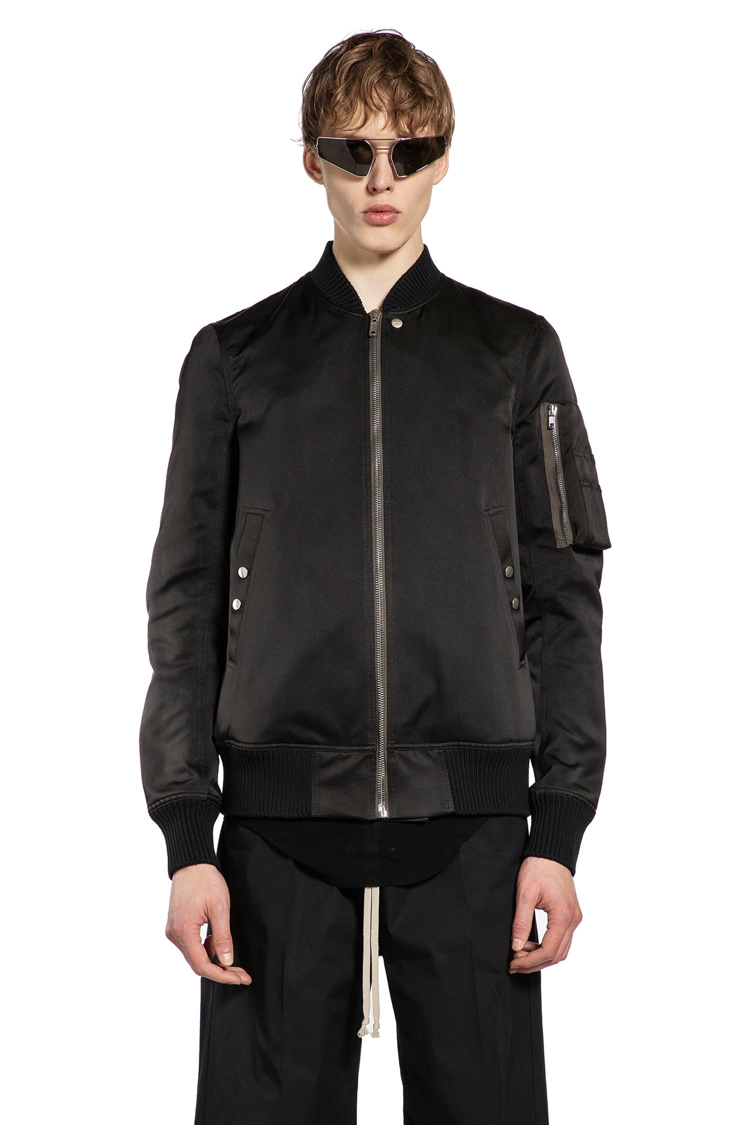 Temple Classic Flight in Tech Duchesse