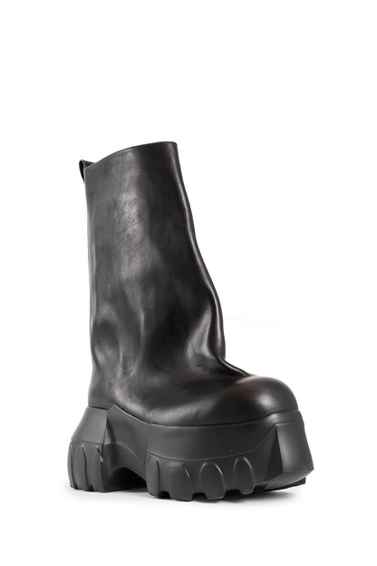 RICK OWENS MAN BLACK BOOTS