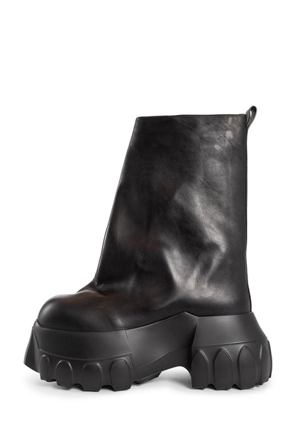 RICK OWENS MAN BLACK BOOTS