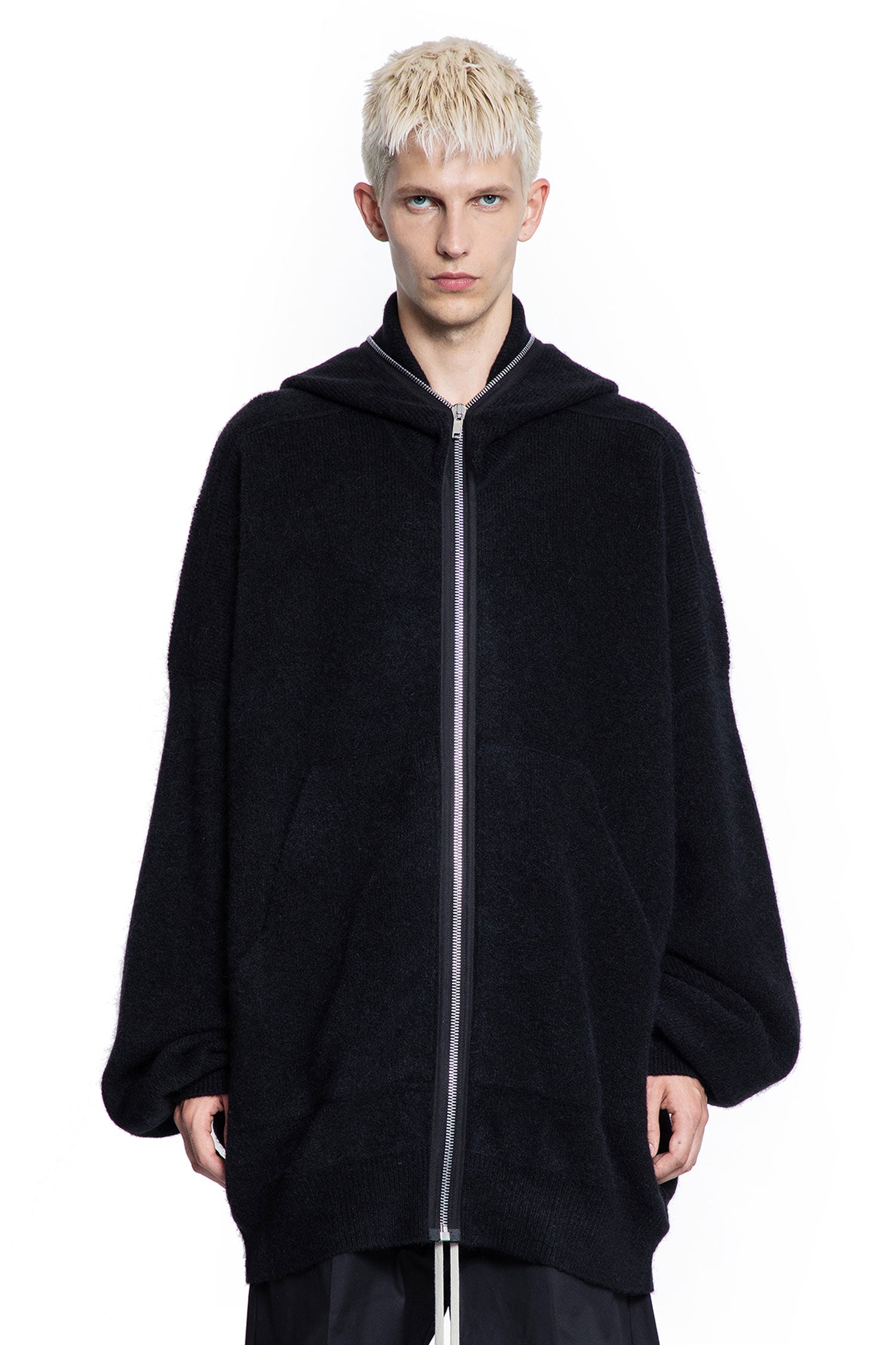 Concordians Gimp Hoodie Pversize in Alpaca Knit