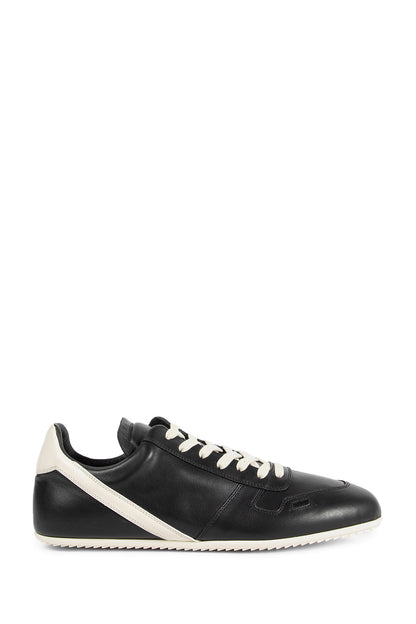 Concordians Minimal Sneaks