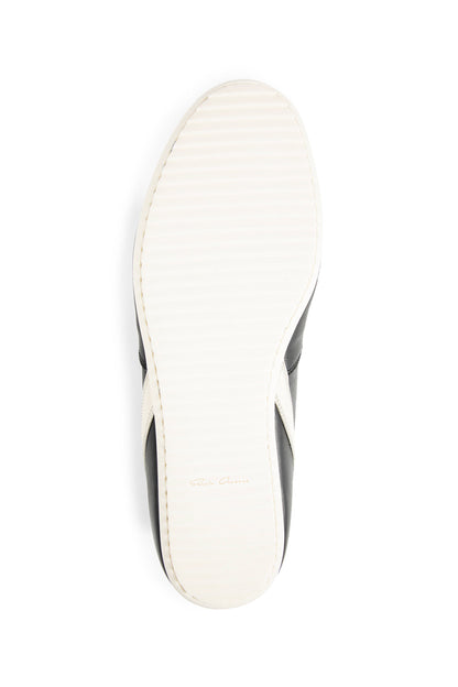 Concordians Minimal Sneaks