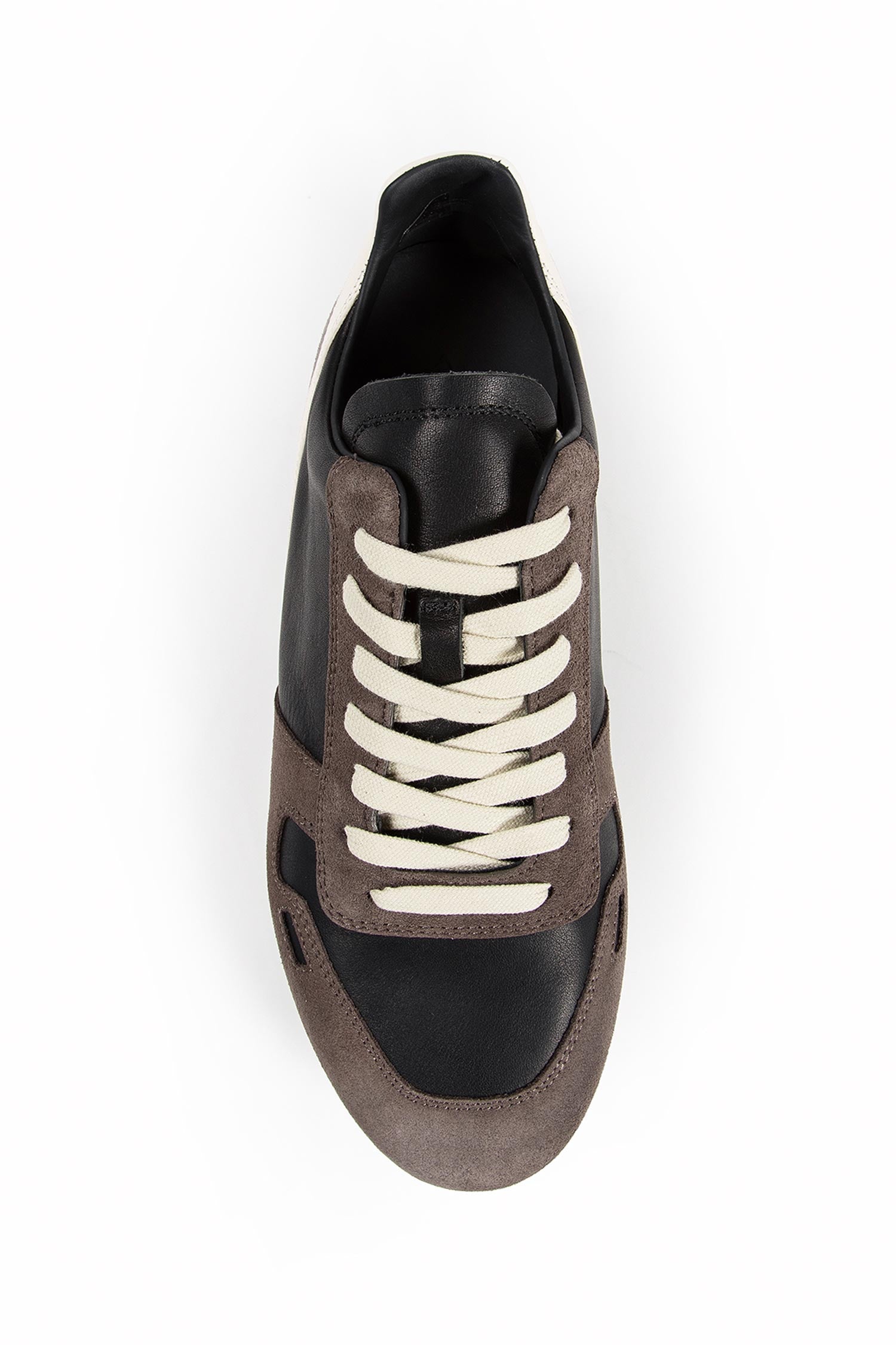 Concordians Minimal Sneakers