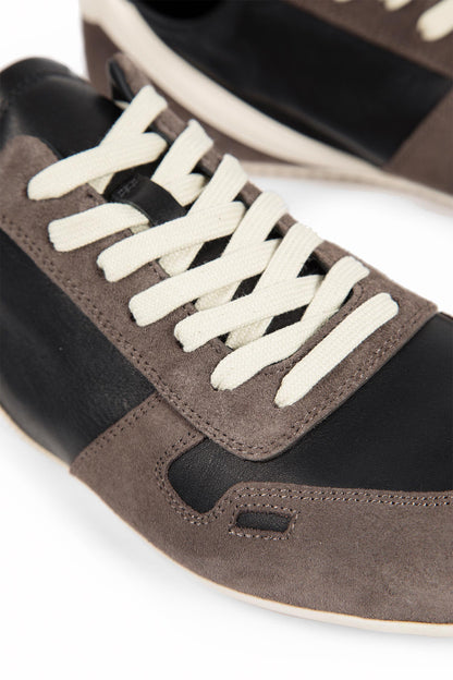 Concordians Minimal Sneakers