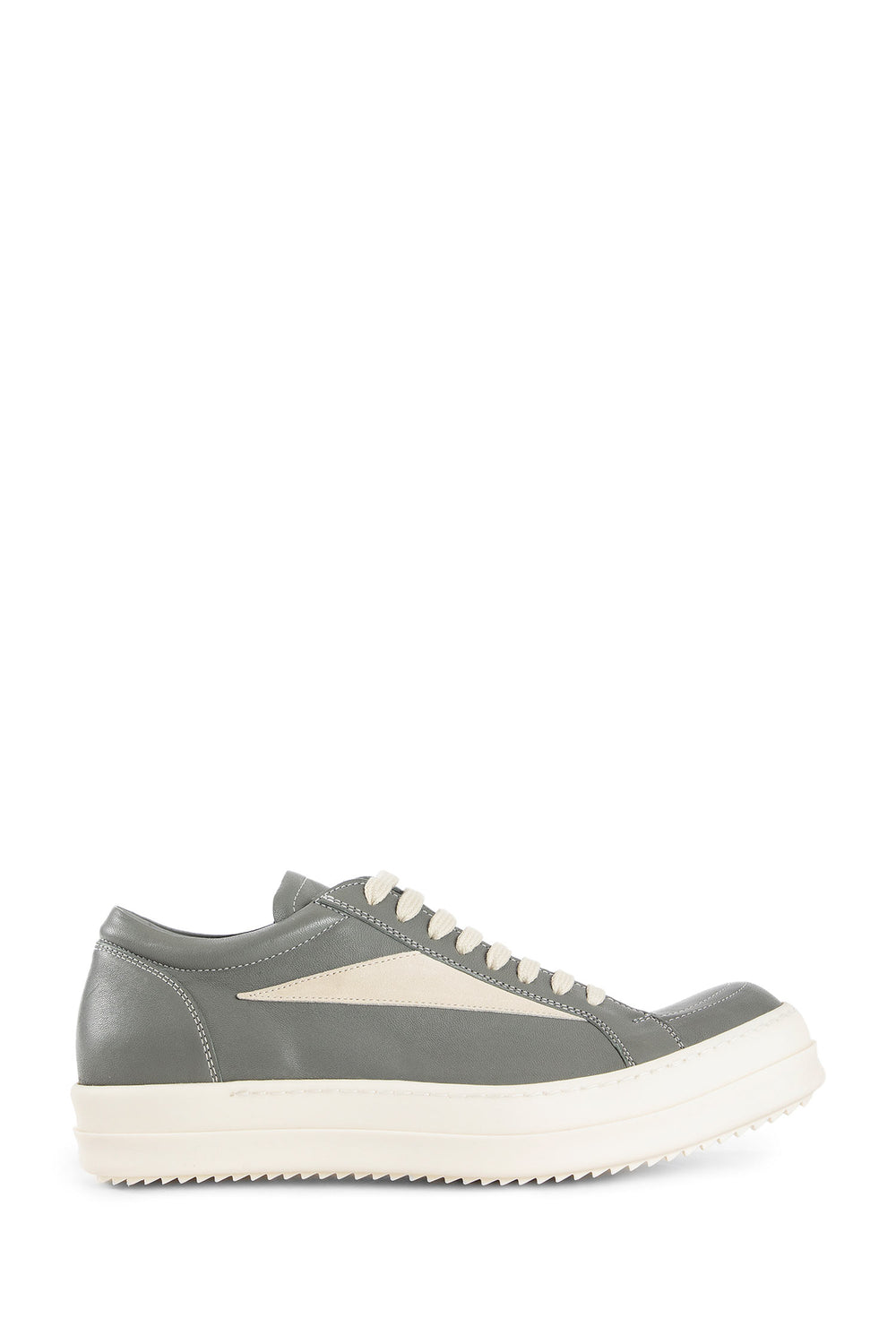 Concordian Vintage Sneaks