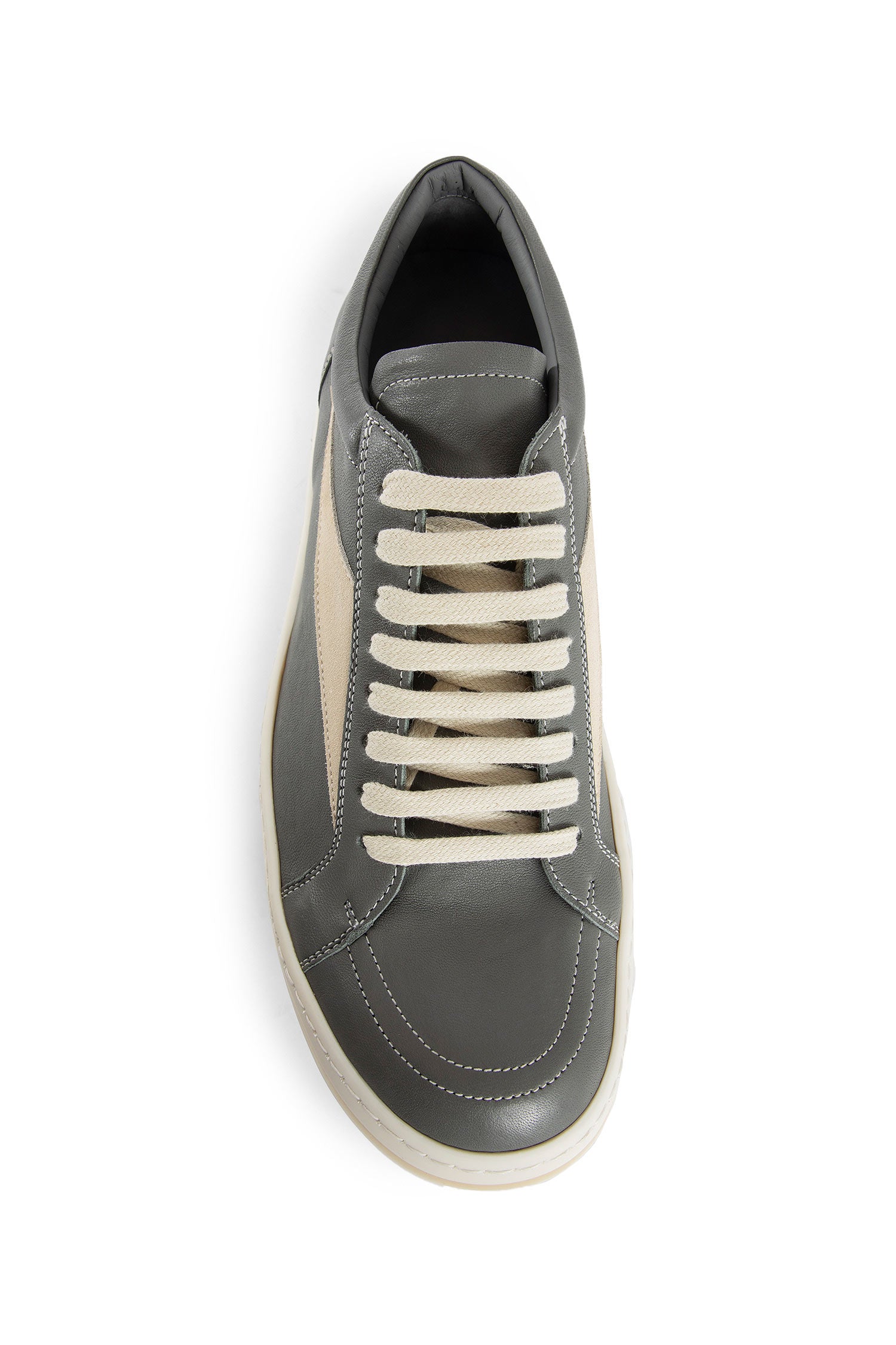 Concordian Vintage Sneaks