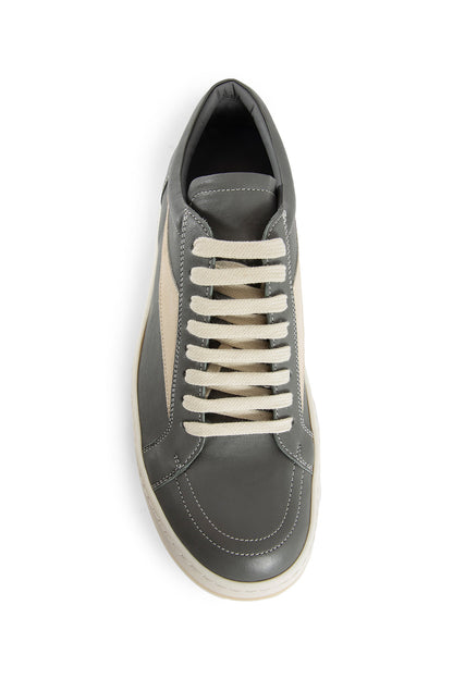 Concordian Vintage Sneaks