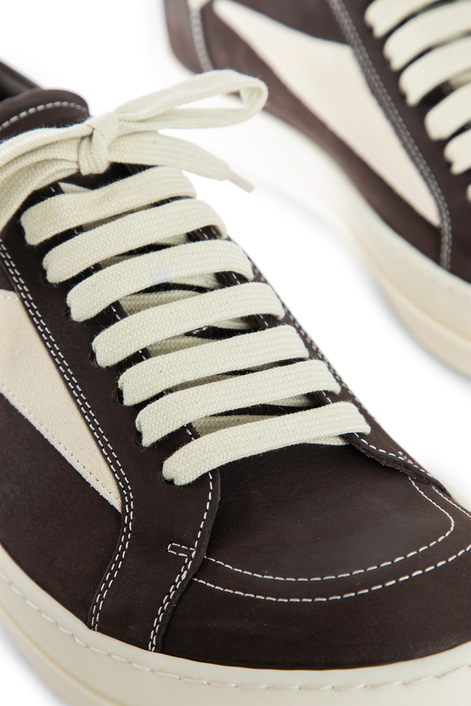 Concordians Vintage Sneaks