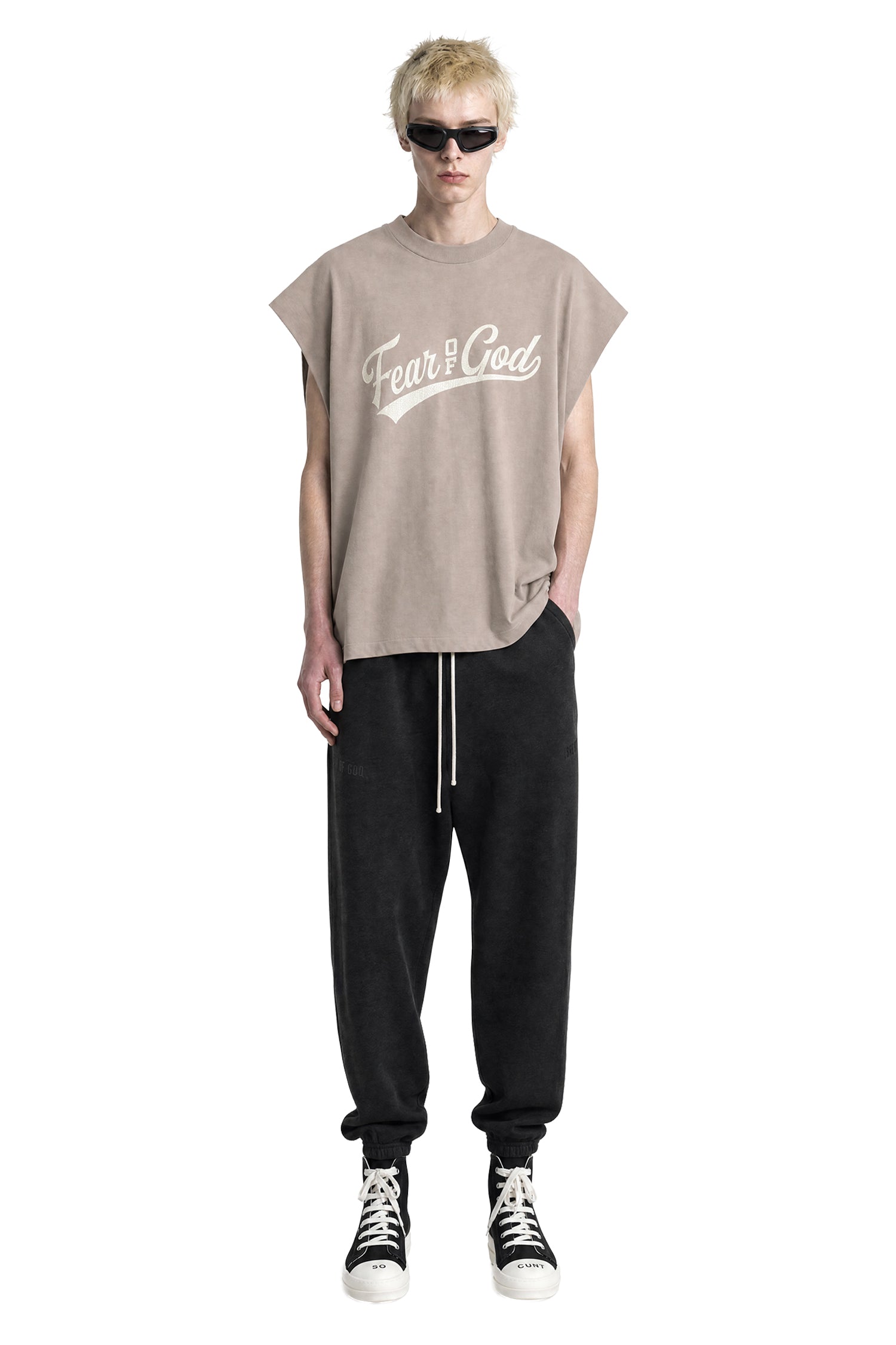 Cut Off 90's T-Shirt