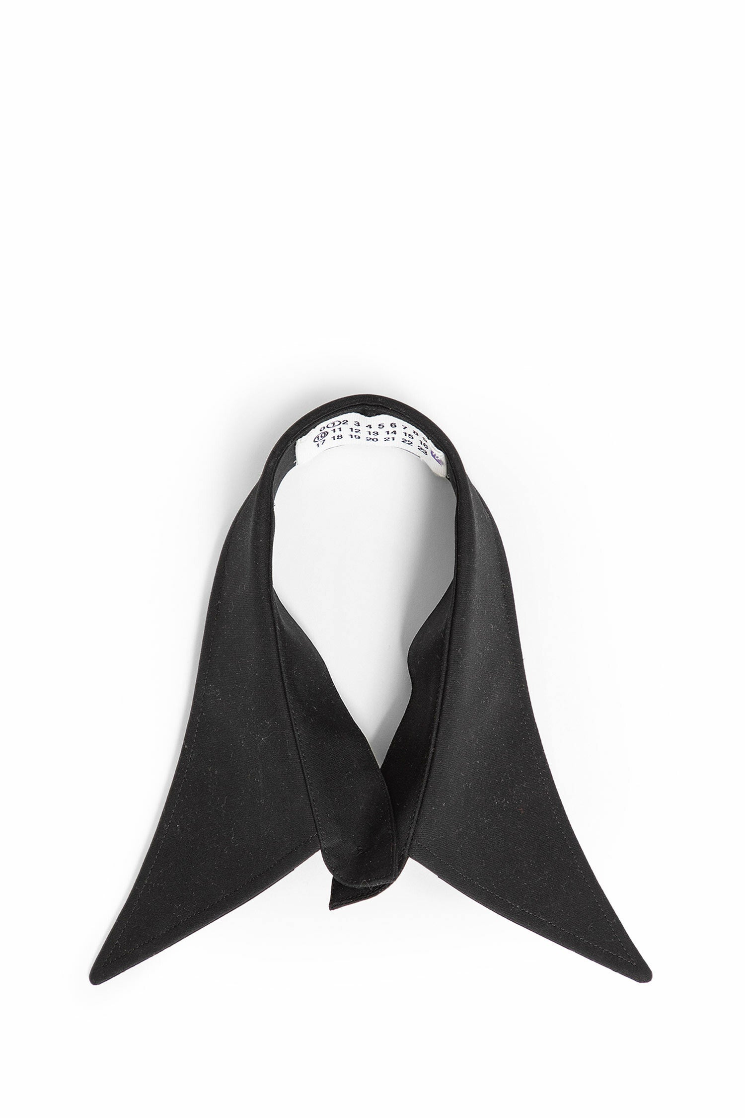 MAISON MARGIELA MAN BLACK SCARVES