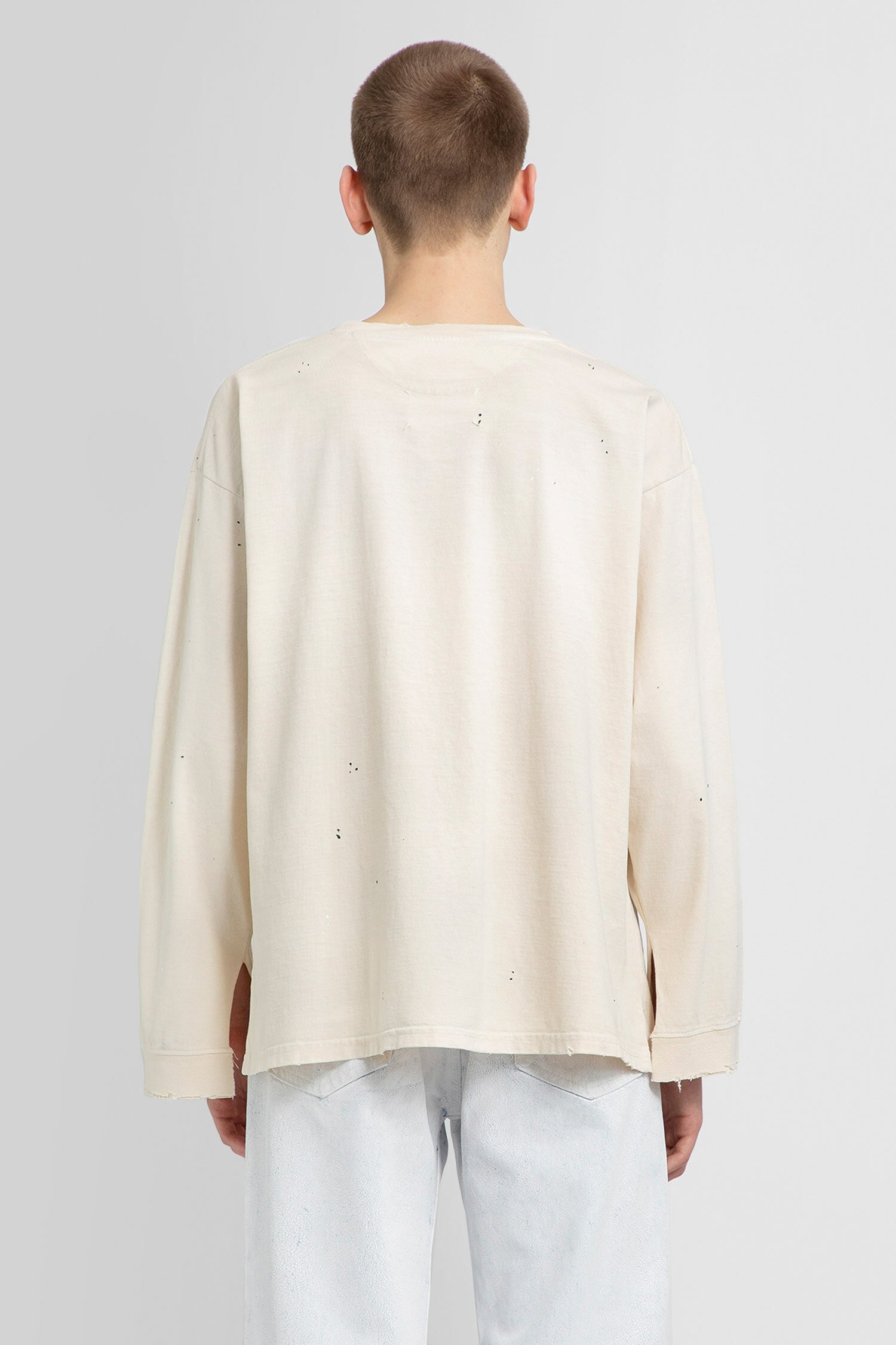 MAISON MARGIELA MAN BEIGE T-SHIRTS & TANK TOPS