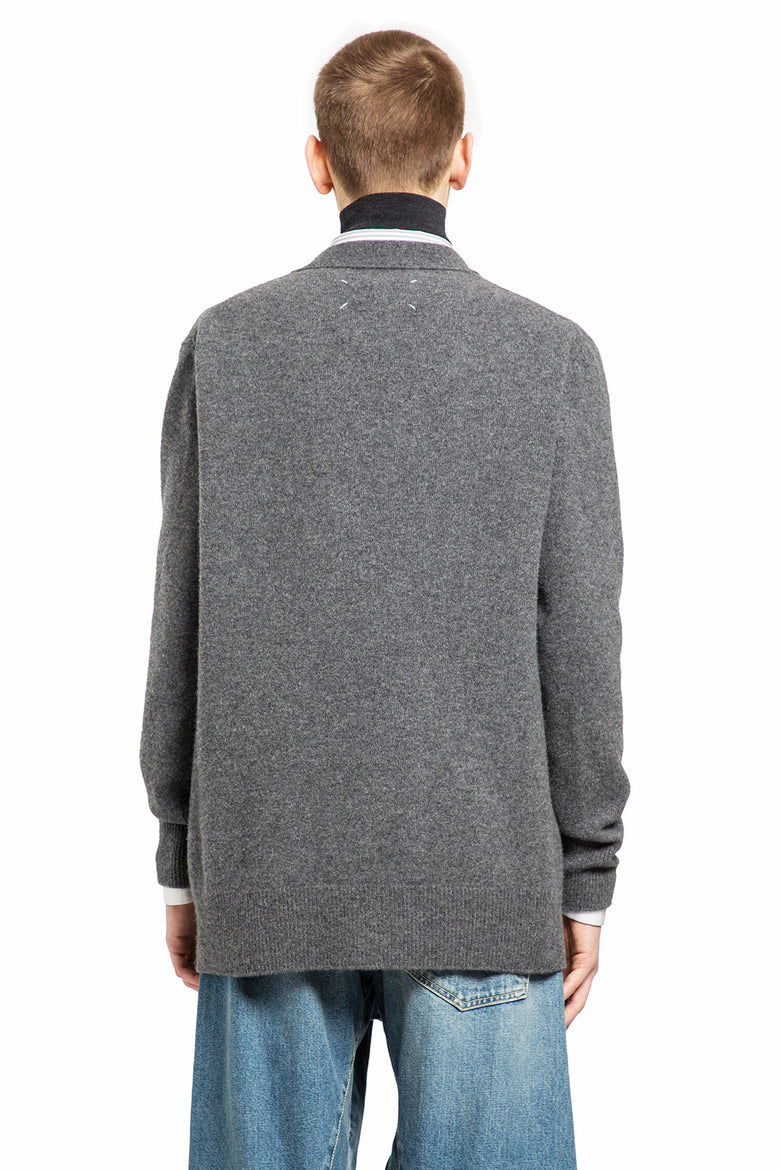 MAISON MARGIELA MAN GREY KNITWEAR