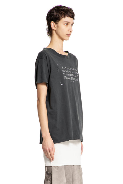 MAISON MARGIELA WOMAN BLACK T-SHIRTS & TANK TOPS