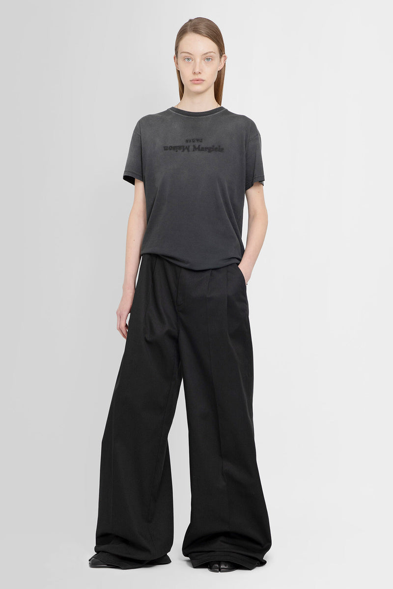 MAISON MARGIELA WOMAN BLACK TROUSERS - MAISON MARGIELA - TROUSERS