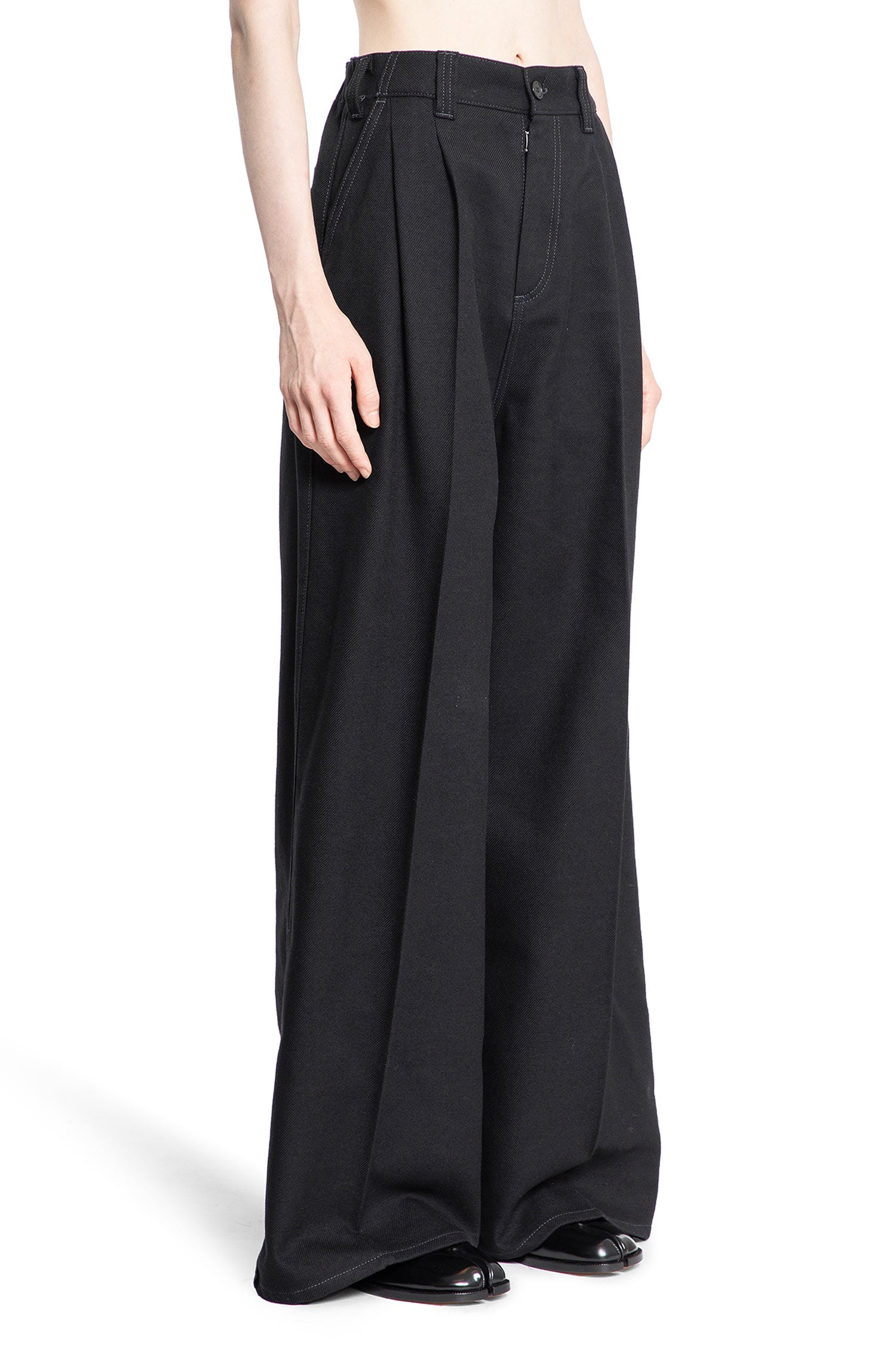 MAISON MARGIELA WOMAN BLACK TROUSERS