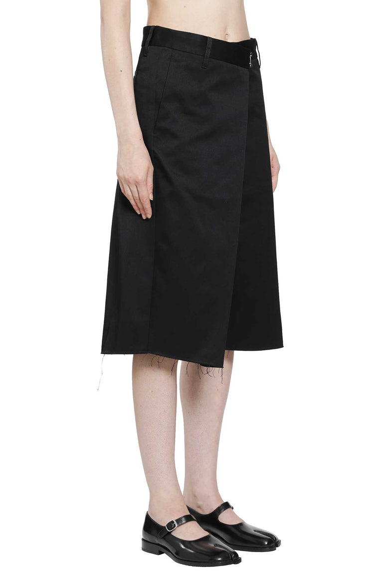 
              MAISON MARGIELA Wrap Shorts woman
            