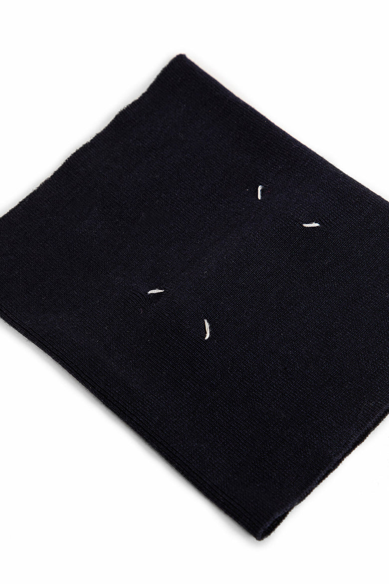 MAISON MARGIELA MAN BLUE SCARVES