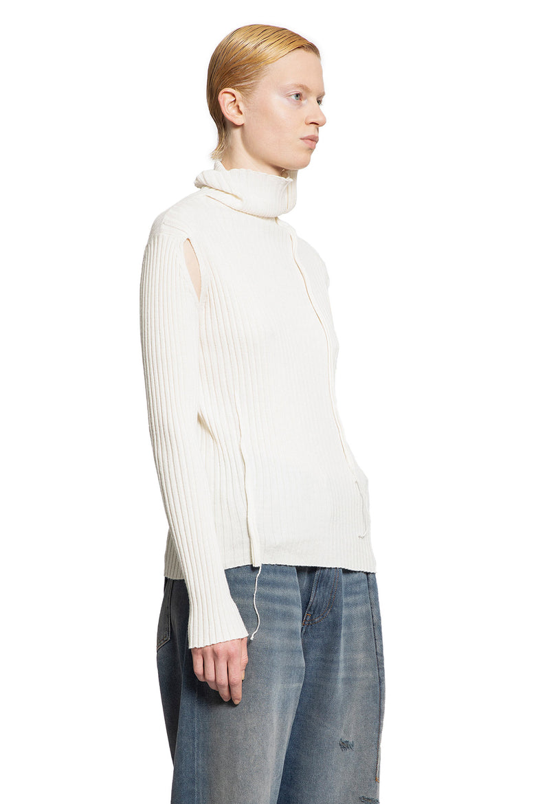 MM6 MAISON MARGIELA WOMAN OFF-WHITE KNITWEAR