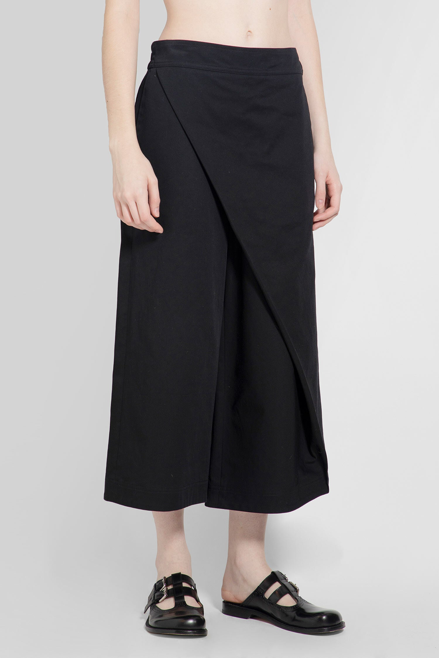 LOEWE WOMAN BLACK TROUSERS